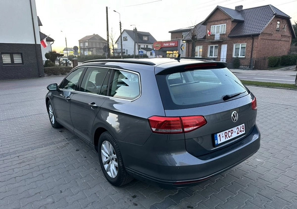 Volkswagen Passat cena 49500 przebieg: 230000, rok produkcji 2016 z Brańsk małe 56